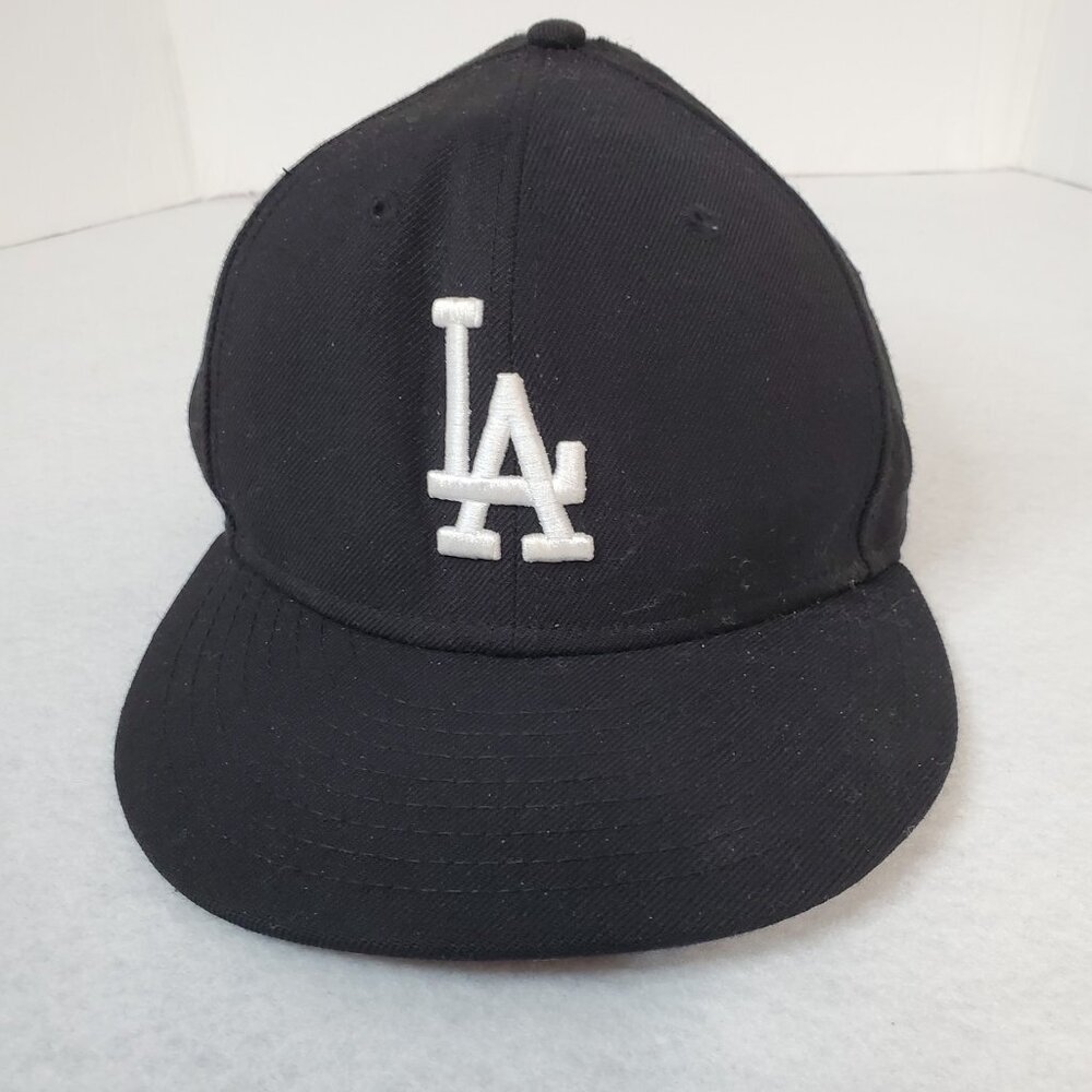 New Era MLB Black & White LA Dodgers 59Fifty Fitted Hat - Picture 3 of 12